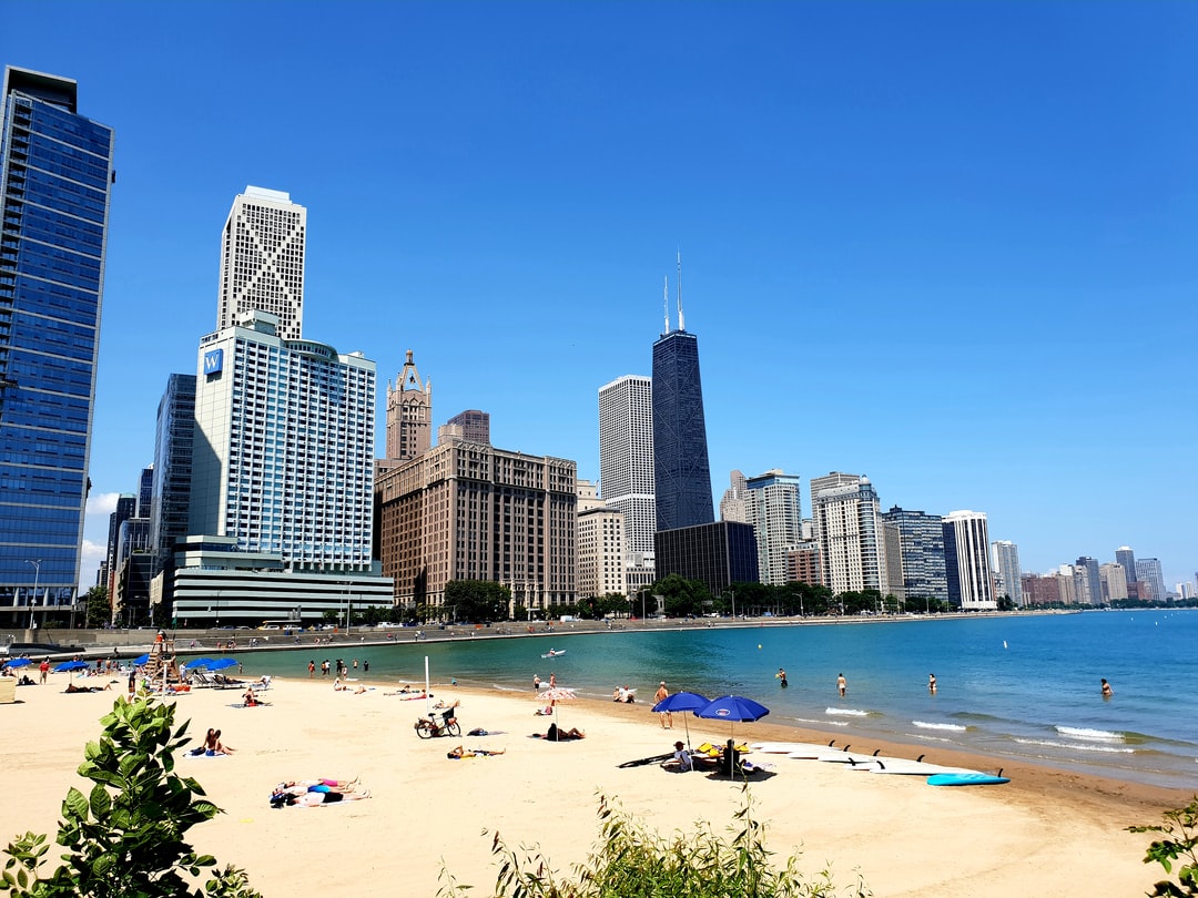 How to avoid tourist scams in Chicago USA